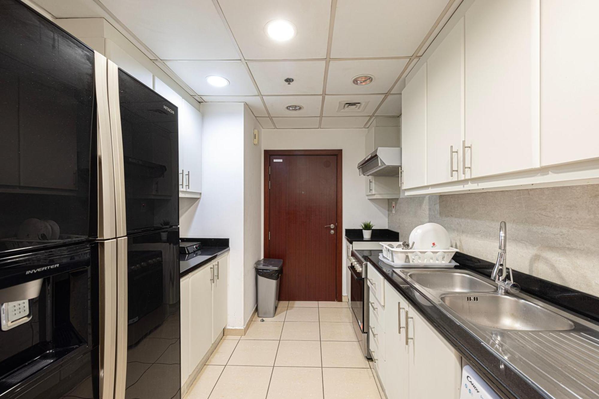 Moonlight Hostel Jbr - 2Min Walk To Jbr Beach - Gym - 2Min Metro Station - Poll Dubaj Exteriér fotografie